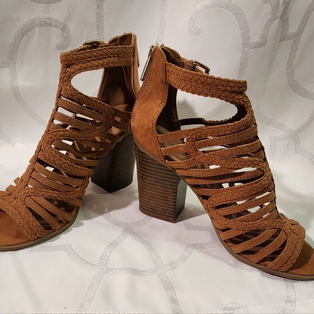 Indigo Road Womens Rust Suede Open Toe Back Zip Strappy Block Heel Size 7.5 M